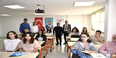 Sarıçam'da üniversiteye hazırlık kursları başladı